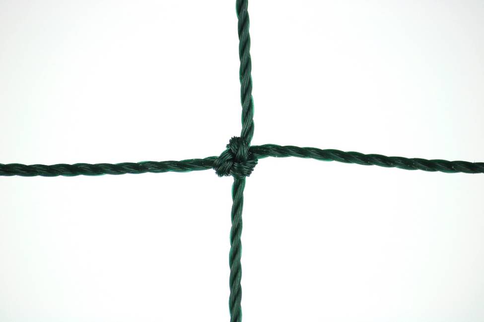 Recycled polyethylene net 130x130 The robust, affordable and sustainable sports net