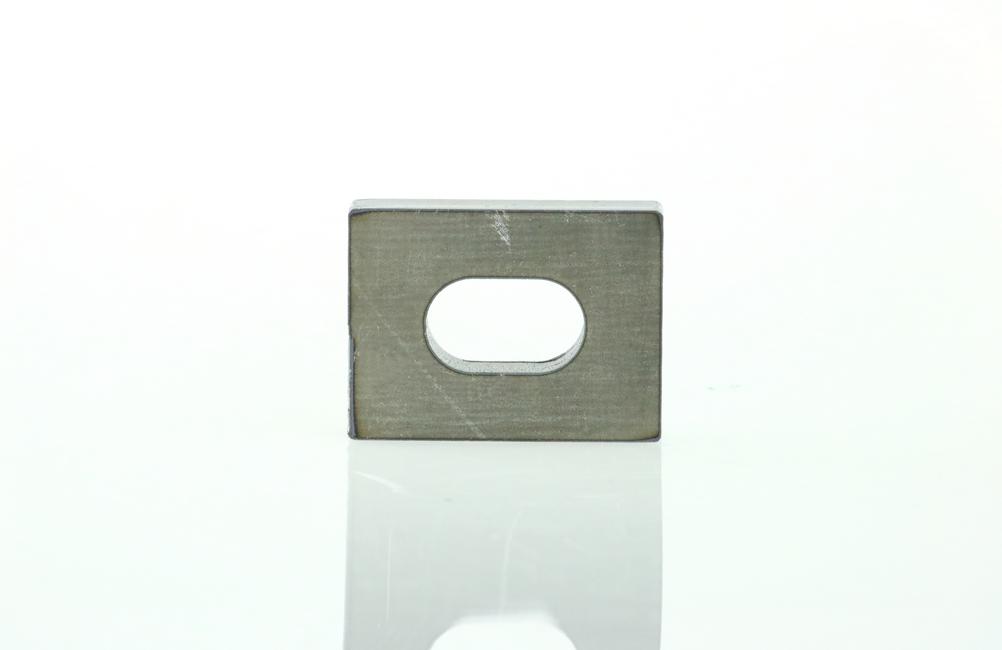 Bracket with 1 slotted hole The universal bracket for brace bar