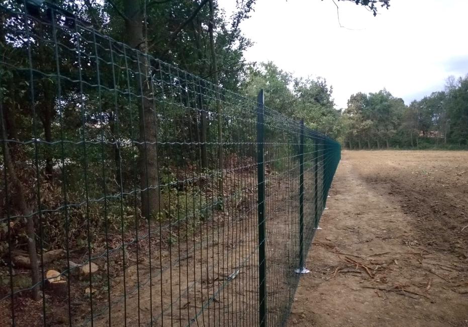 Vortek T 35 Les supports pour la pose des poteaux à T 35x35