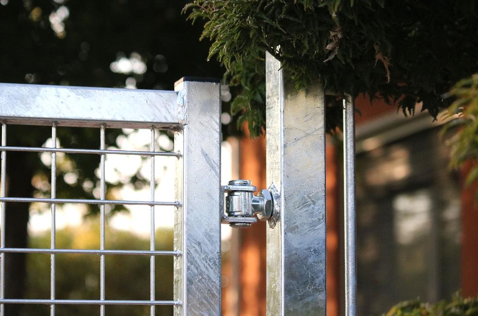Single wing walkway standard galvanized gate For sport facilities