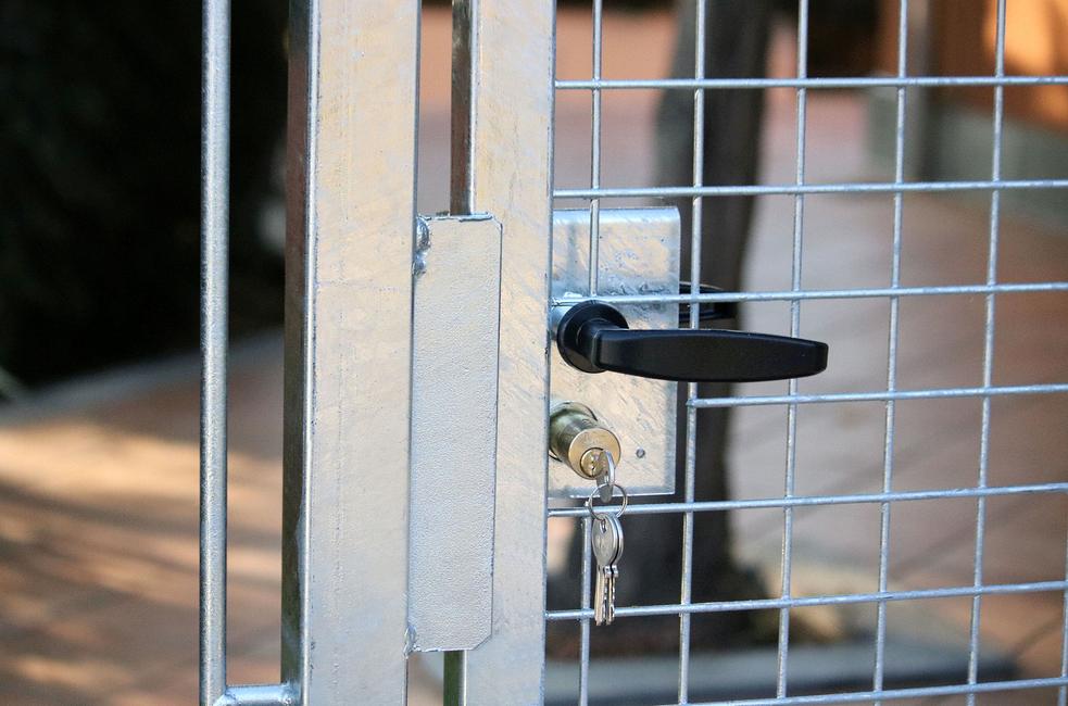 Single wing walkway standard galvanized gate For sport facilities