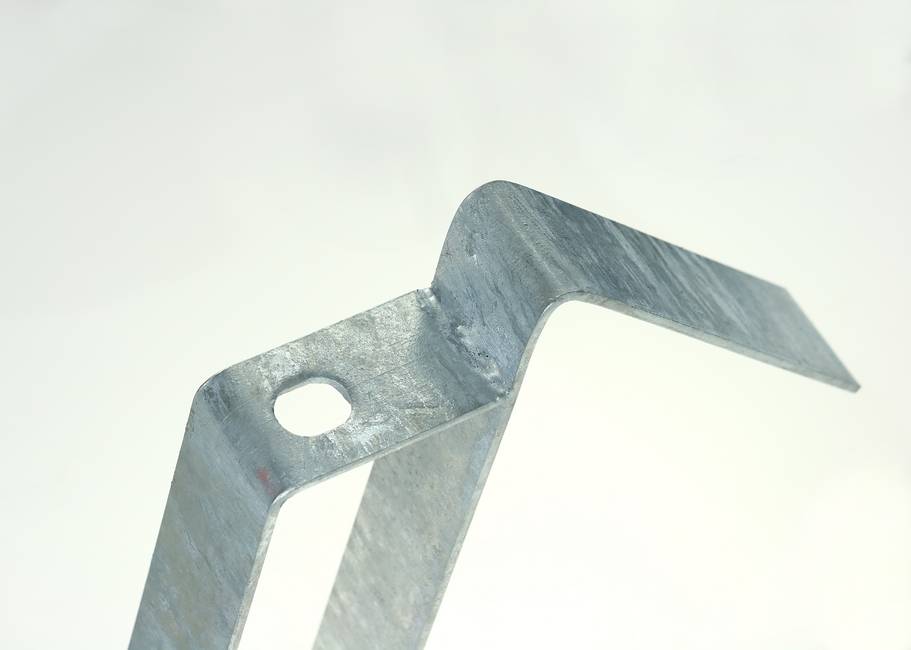 Butée de portail galvanisée à sceller Pour portail installé sur terrain irrégulier