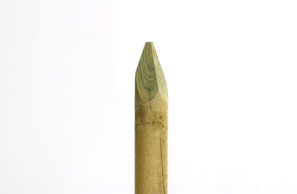 Turned pine post Ecological and cost-effective