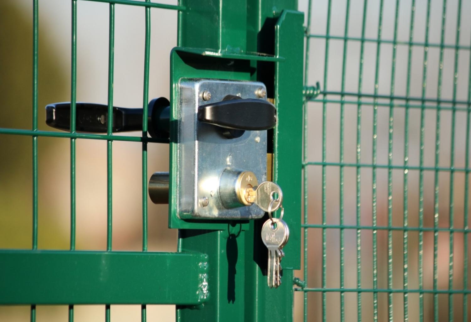 Comment installer un portail un battant