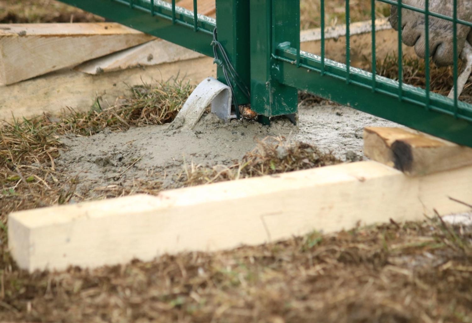 Comment installer un portail à deux battants