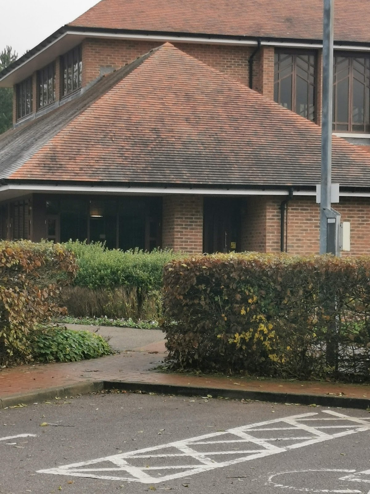 ᐅ Bedford Crematorium in Bedford (Bedfordshire MK41 0RL) • Address