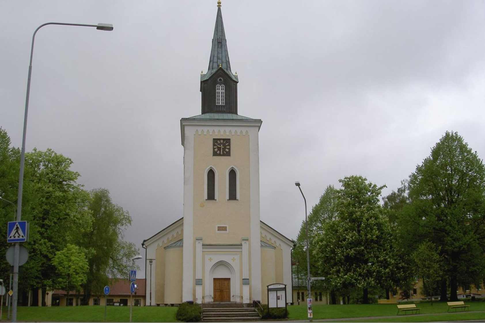 Ljungby Kyrka I Ljungby Adress ppettider Fenix Begravning
