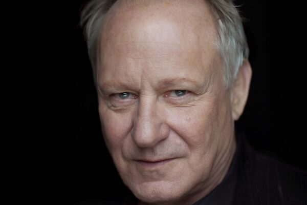 Stellan Skarsgård Gustav Agnete Brun kopi