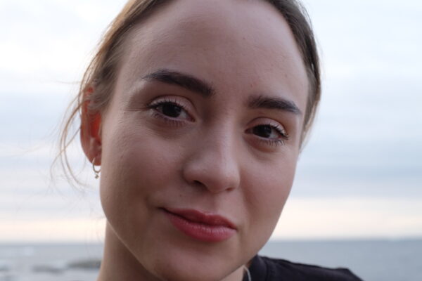 Mirjam Headshot