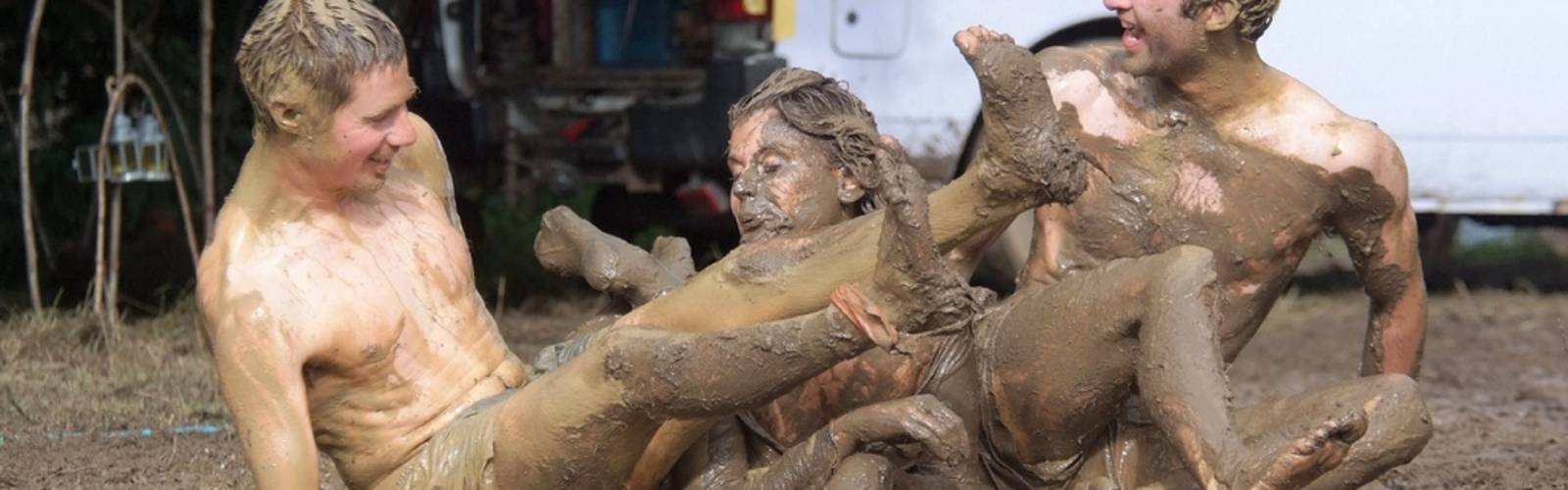 Muddy business or how to deal with dirt at the music festivals