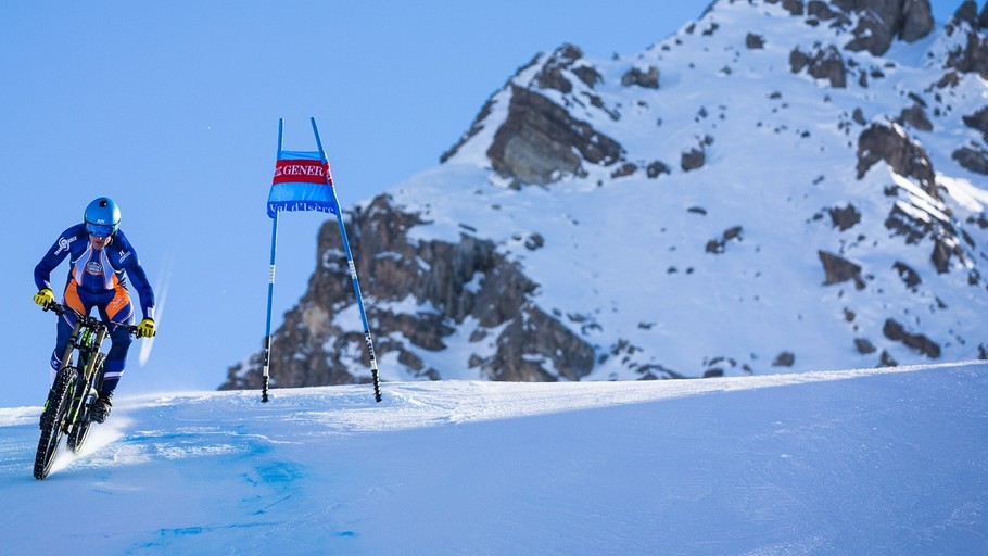 ALPINE BIKE TOUR  Race to Beijing 2022 : Créons ensemble une discipline de l'extrème 