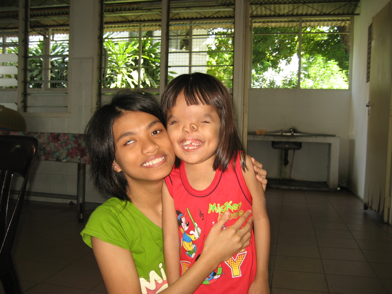 تزويد الأطفال الصم المكفوفين بالمهارات اللازمة للحياة!