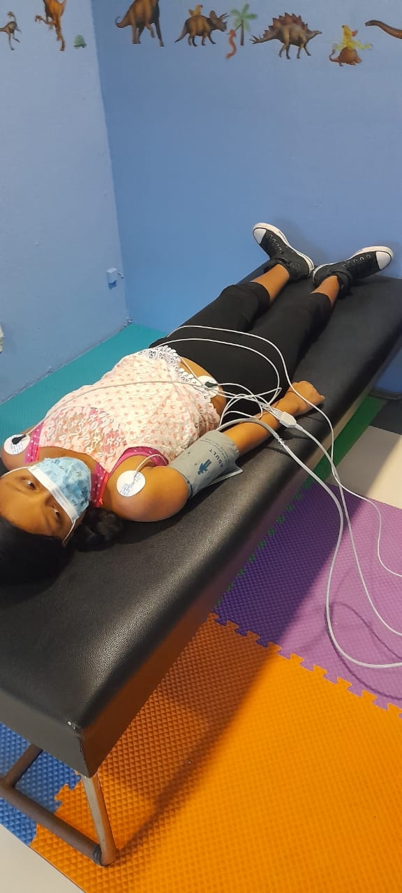 العلاج الطبي المتخصص لأعضاء المجتمع