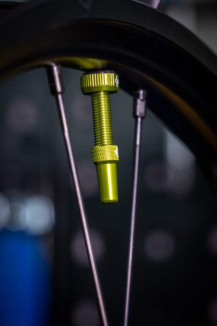 V2 Tubeless Valve Kit 60mm/green – Bild 4