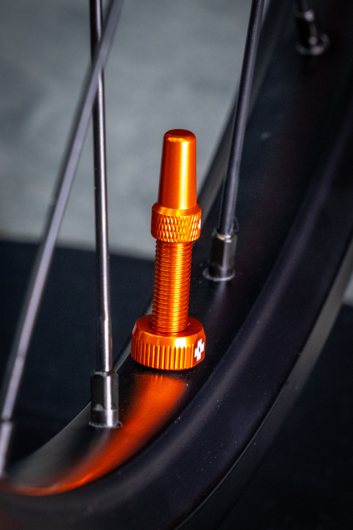 V2 Tubeless Valve Kit 60mm/orange – Bild 4