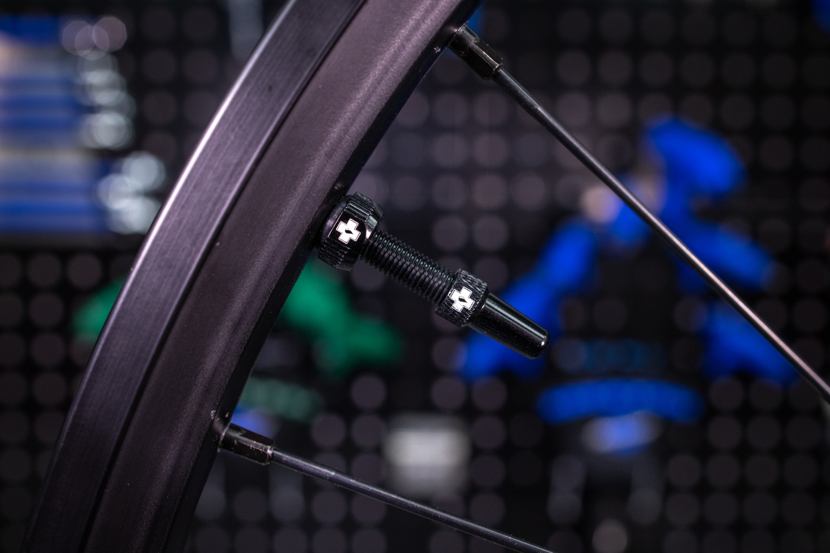 V2 Tubeless Valve Kit 60mm/black – Bild 5