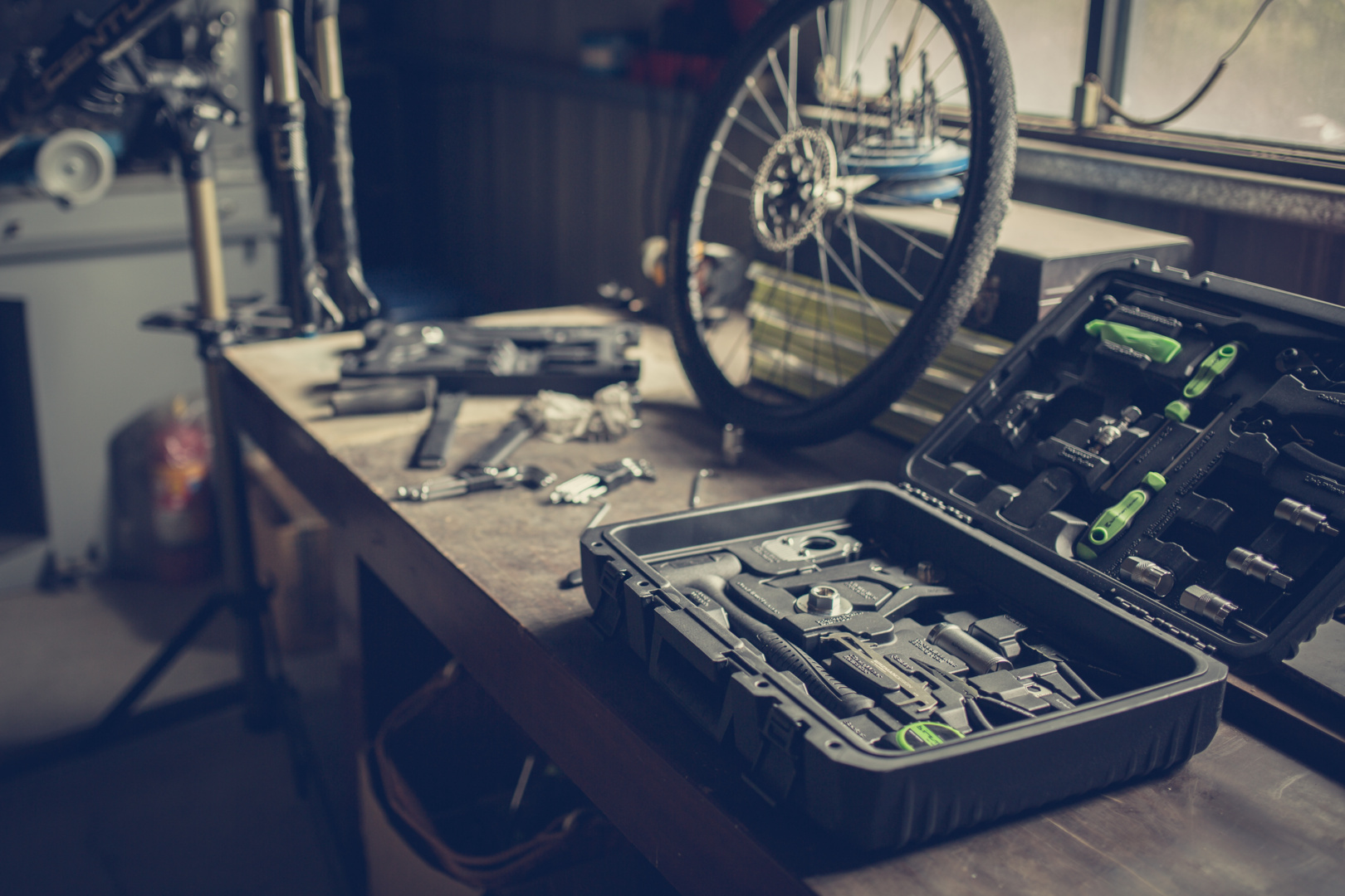 Werkzeugbox Essential schwarz – Bild 5