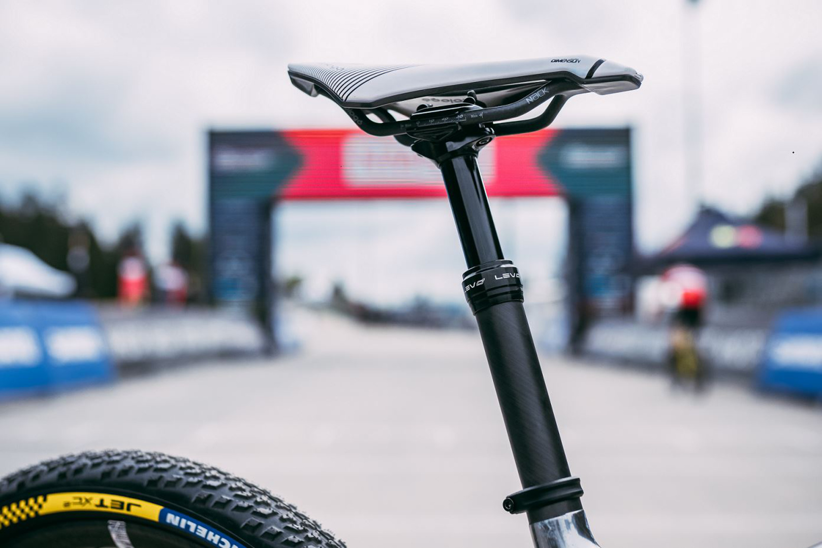 LEV Ci Sattelstütze 27.2 / 65mm – Bild 4