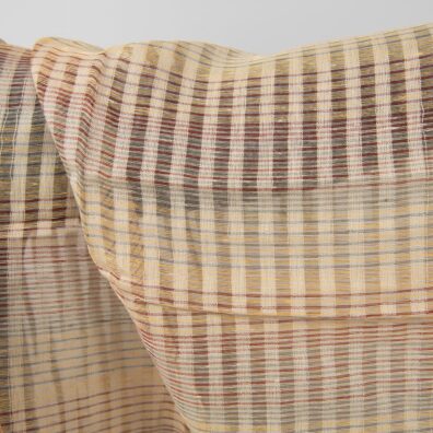 Permatomas lengvas retas dryžuotas lino audinys