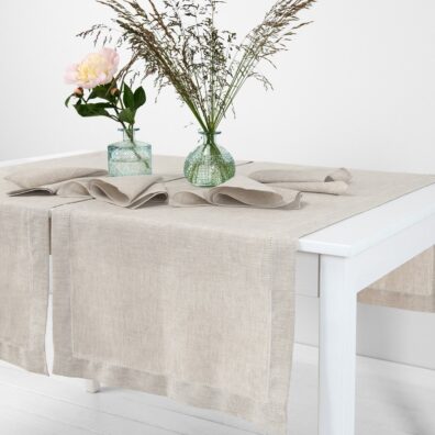 AIRA šviesiai pilkas lininis takelis