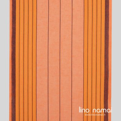 Oranžinis rankšluostinis audinys su juostomis