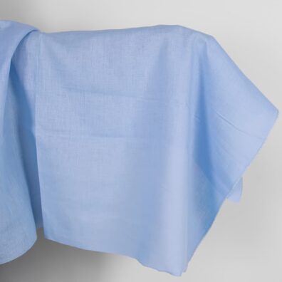 Žydros spalvos lininis audinys