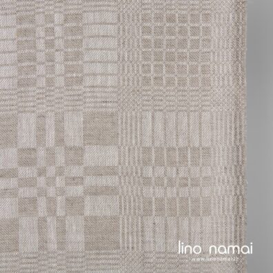 Lininis rankšluostinis languotas audinys iš natūralios ir baltos spalvos verpalų