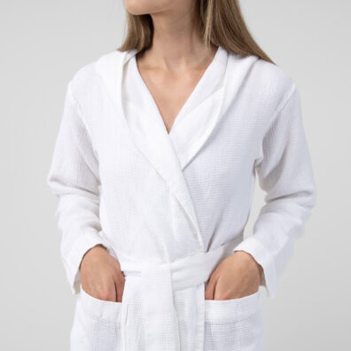 KORE baltas lino-medvilnės chalatas