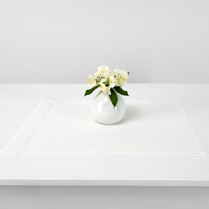 AIRA baltas patiesaliukas