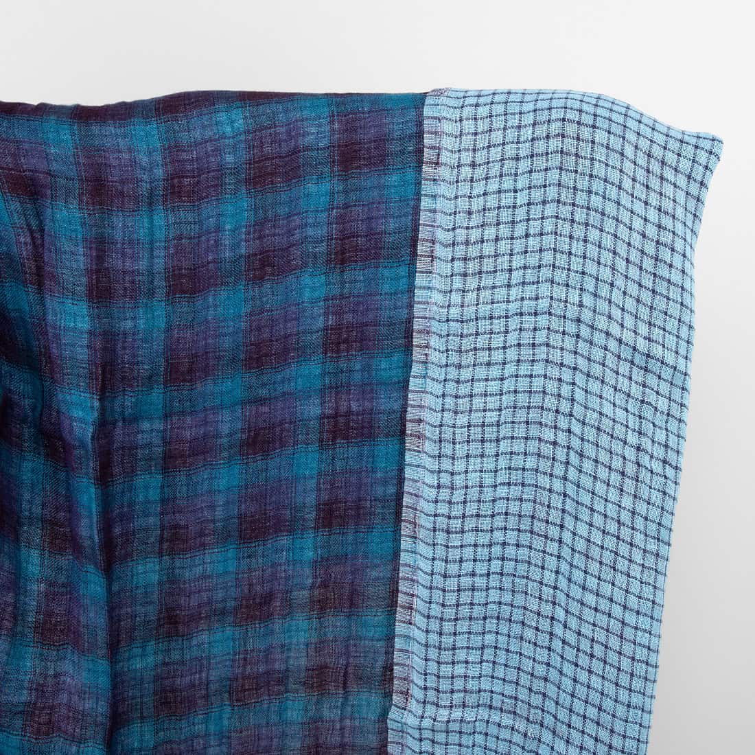 Mėlynas languotas dvipusis lininis audinys skalbtas