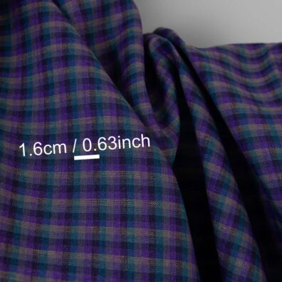 Lininis audinys violetiniais langeliais, 150cm pločio