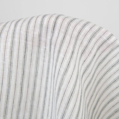 Pieno baltumo lino audinys pilkais dryžiais 150cm pločio