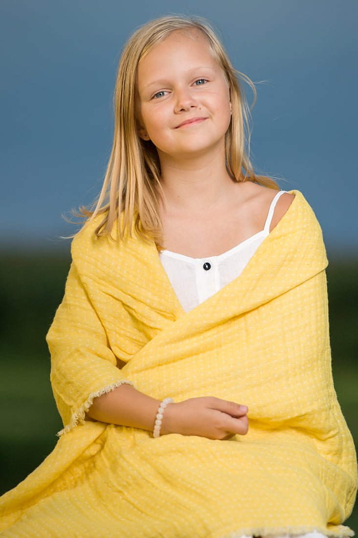 Geltonas dvipusis lininis pledukas