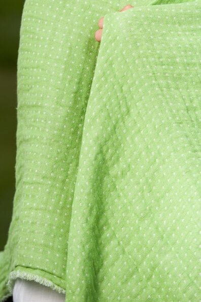 Žalias dvipusis lininis pledukas taškuotas baltai