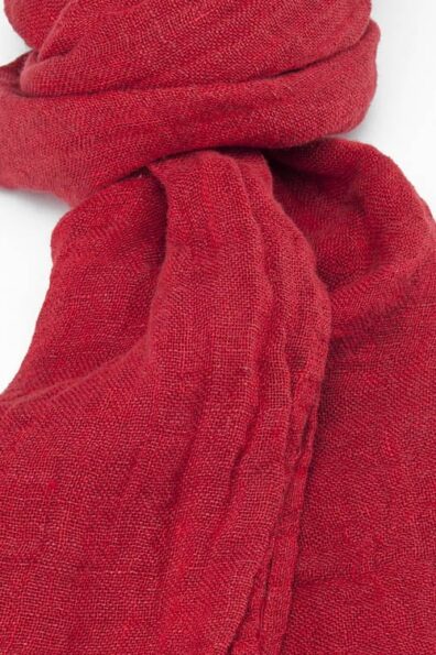 Raudonas lininis šalikas su kutais