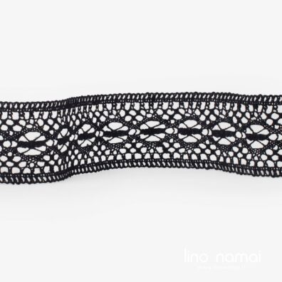 Lininis juodas nėrinys