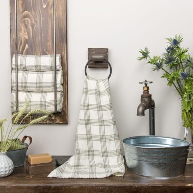 Baltas languotas rankšluostis