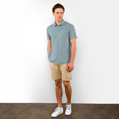 Vyriški lininiai marškiniai žalsvai melsvi.