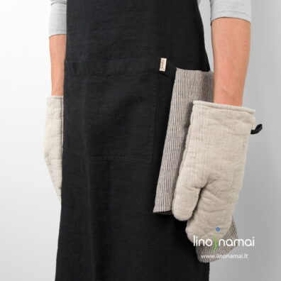 Juoda lininė prijuostė su juostele rankšluostukui pakabinti - Lino Namai