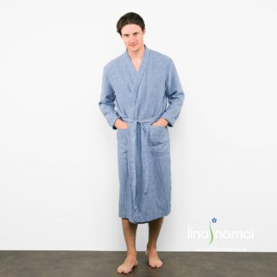 Vyriškas chalatas iš minkšto skalbto mėlynai dryžuoto lino - medvilnės audinio - Lino Namai