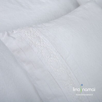 Baltas lino-medvilnės pagalvės užvalkalas su nėriniu viename krašte