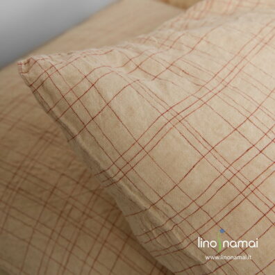 Lininės patalynės audinys iš gelsvai rusvų ir rudai raudonų verpalų