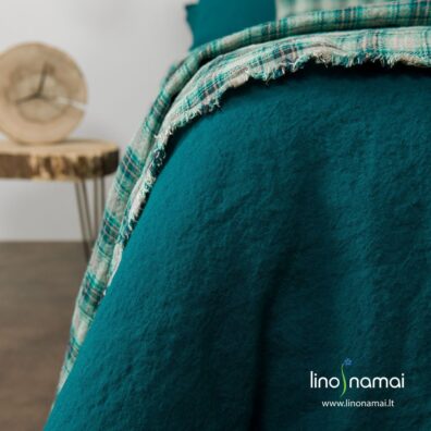 Lininis tamsios turkio spalvos antklodės užvalkalas su sagų užsegimu apačioje