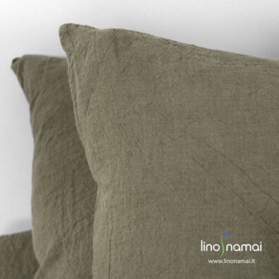 Lininis žalsvai pilkas pagalvės užvalkalas su užkaitu šone