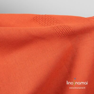 Raudonas lino - medvilnės audinys su retesnio pynimo langeliais