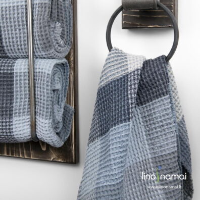 Lino - medvilnės rankšluostis dideliais pilkais langeliais