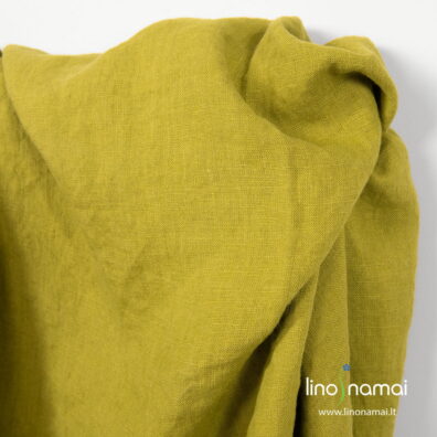 Minkštas, švelnus 100% lino audinys šviesiai žalias