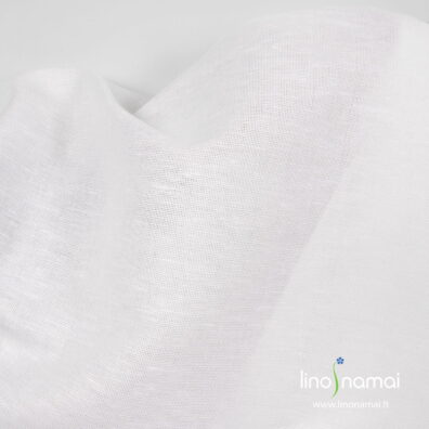 Baltas lino-medvilnės audinys, tinkantis siuvinėjimui kryželiu