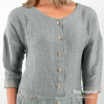 Žalsvai pilka lininė ilga suknelė su 3/4 ilgio rankovėmis.