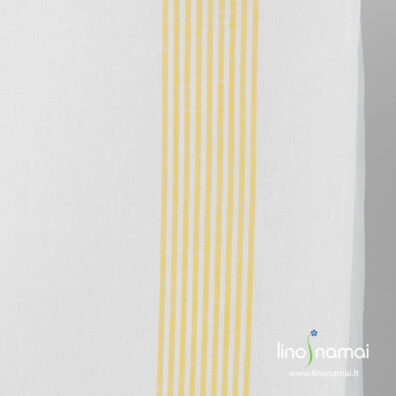 Puslininis rankšluostinis audinys geltonomis juostelėmis